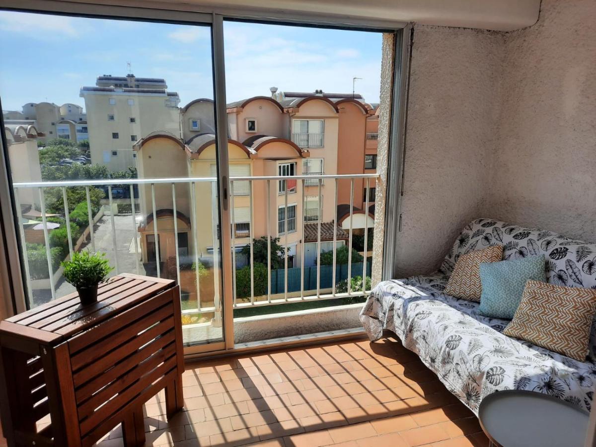 Sur Le Port, Studio Avec Vue Sur La Marina Apartment Gruissan Luaran gambar